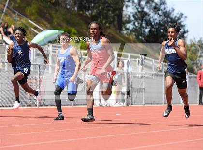Thumbnail 1 in Elmer Runge Invitational photogallery.