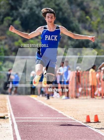 Thumbnail 1 in Elmer Runge Invitational photogallery.