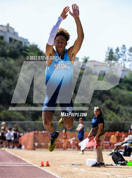 Thumbnail 1 in Elmer Runge Invitational photogallery.