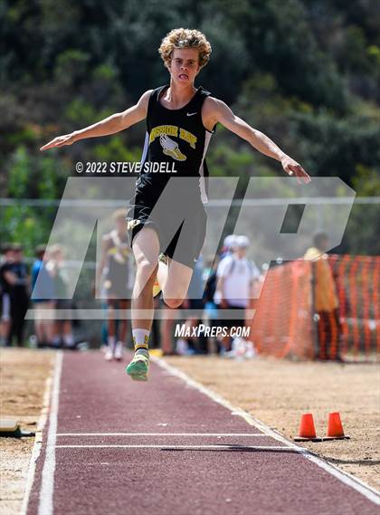 Thumbnail 3 in Elmer Runge Invitational photogallery.
