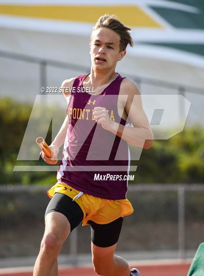 Thumbnail 1 in Elmer Runge Invitational photogallery.