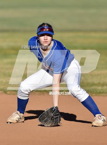Thumbnail 1 in Folsom @ Ponderosa photogallery.