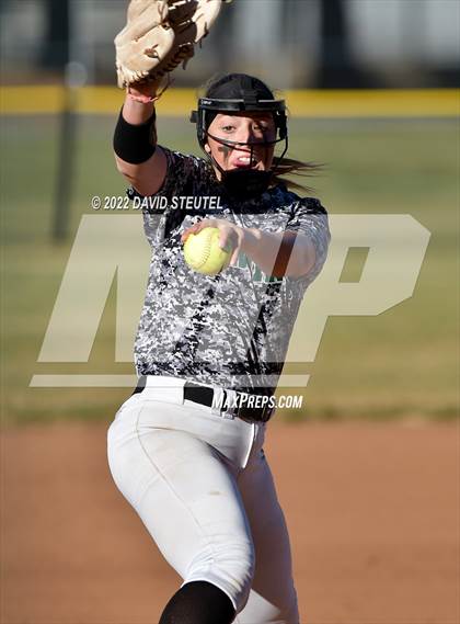 Thumbnail 2 in Folsom @ Ponderosa photogallery.