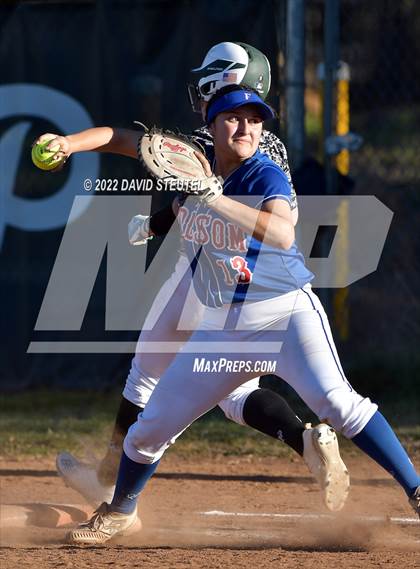 Thumbnail 1 in Folsom @ Ponderosa photogallery.