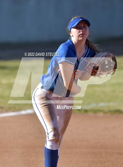 Thumbnail 2 in Folsom @ Ponderosa photogallery.