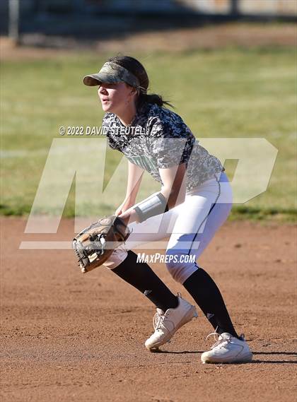 Thumbnail 2 in Folsom @ Ponderosa photogallery.