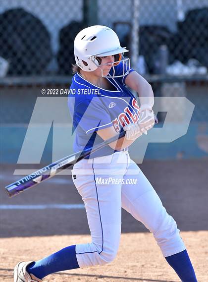 Thumbnail 2 in Folsom @ Ponderosa photogallery.