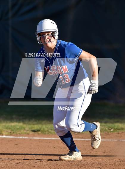 Thumbnail 1 in Folsom @ Ponderosa photogallery.