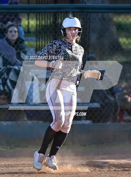 Thumbnail 1 in Folsom @ Ponderosa photogallery.