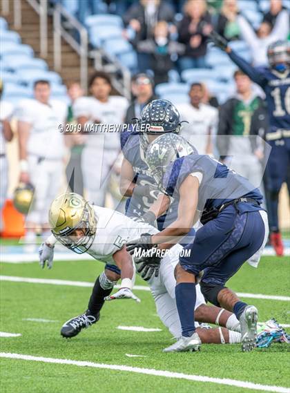 Thumbnail 2 in East Forsyth vs. Cardinal Gibbons (NCHSAA 4A Final) photogallery.