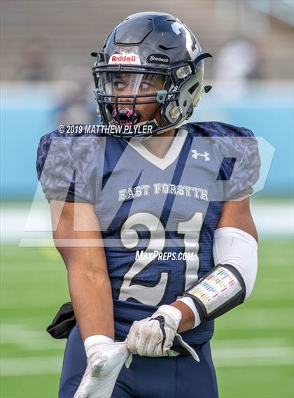 Thumbnail 3 in East Forsyth vs. Cardinal Gibbons (NCHSAA 4A Final) photogallery.