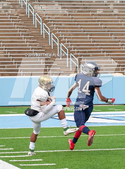 Thumbnail 1 in East Forsyth vs. Cardinal Gibbons (NCHSAA 4A Final) photogallery.