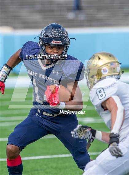 Thumbnail 3 in East Forsyth vs. Cardinal Gibbons (NCHSAA 4A Final) photogallery.