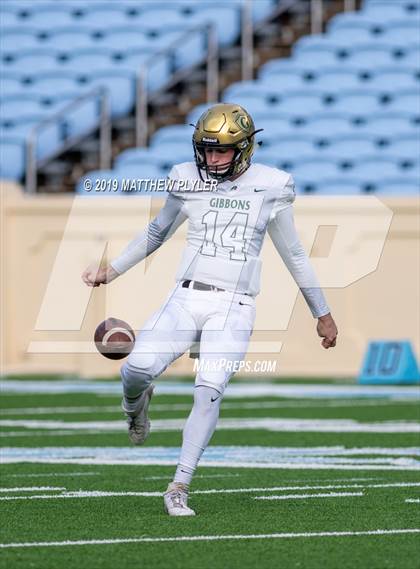 Thumbnail 1 in East Forsyth vs. Cardinal Gibbons (NCHSAA 4A Final) photogallery.