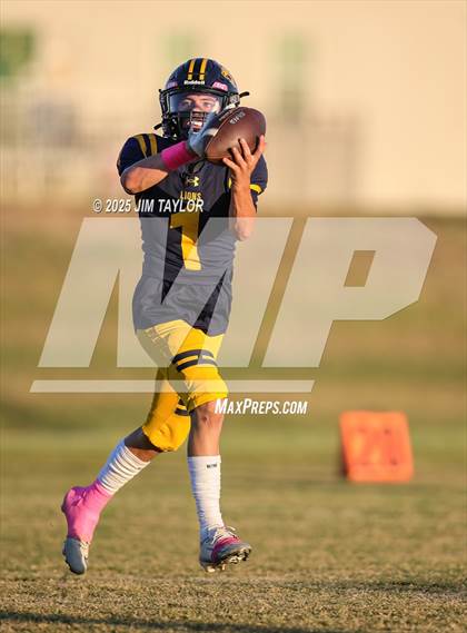 Thumbnail 1 in Abilene Christian @ Weatherford Christian photogallery.