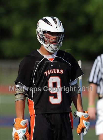 Thumbnail 2 in Ridgefield vs. Staples (CIAC Class L Semifinal) photogallery.