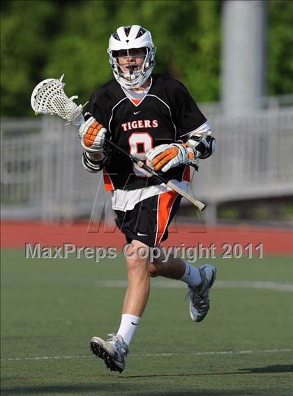 Thumbnail 3 in Ridgefield vs. Staples (CIAC Class L Semifinal) photogallery.