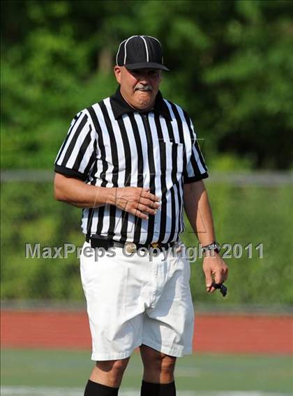 Thumbnail 1 in Ridgefield vs. Staples (CIAC Class L Semifinal) photogallery.