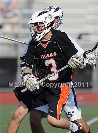 Thumbnail 2 in Ridgefield vs. Staples (CIAC Class L Semifinal) photogallery.