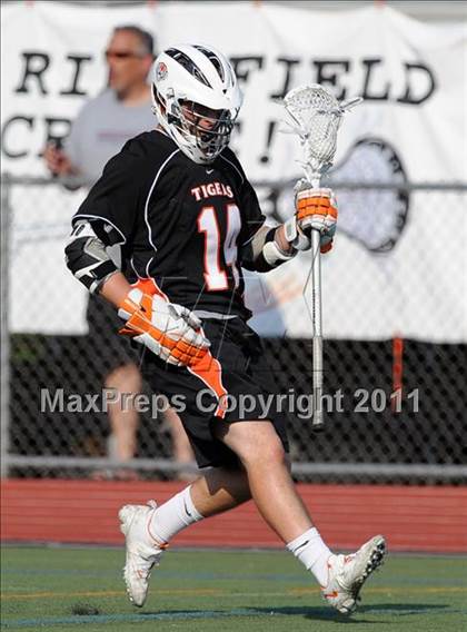 Thumbnail 3 in Ridgefield vs. Staples (CIAC Class L Semifinal) photogallery.