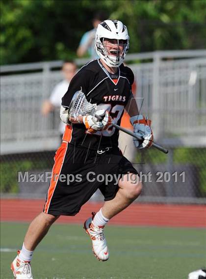 Thumbnail 3 in Ridgefield vs. Staples (CIAC Class L Semifinal) photogallery.