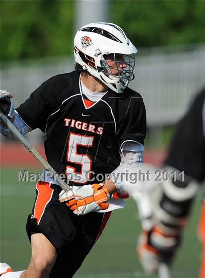 Thumbnail 3 in Ridgefield vs. Staples (CIAC Class L Semifinal) photogallery.