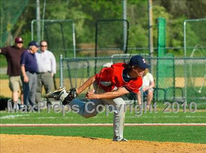 Thumbnail 3 in Ketcham @ Arlington photogallery.