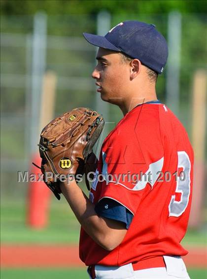 Thumbnail 3 in Ketcham @ Arlington photogallery.