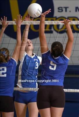Thumbnail 3 in Louisville @ St. Matthias (Sec. Playoff) photogallery.