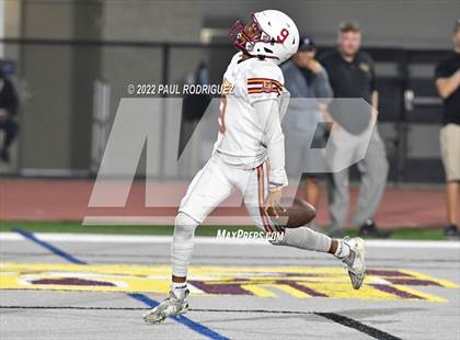 Thumbnail 1 in El Modena @ Villa Park photogallery.
