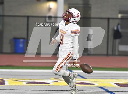 Thumbnail 2 in El Modena @ Villa Park photogallery.