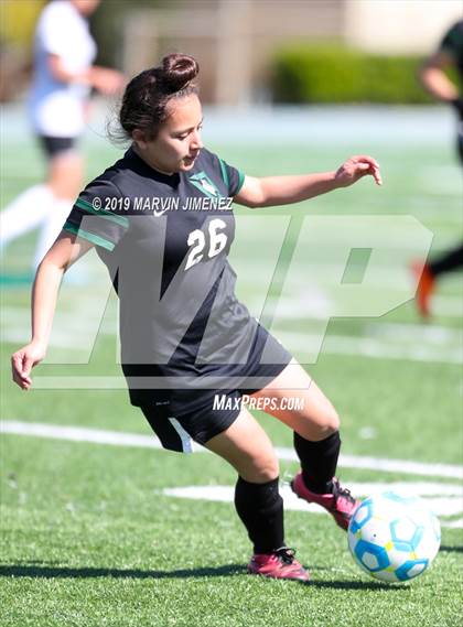 Thumbnail 2 in Belmont vs. Rivera (CIF LACS Division III Final) photogallery.