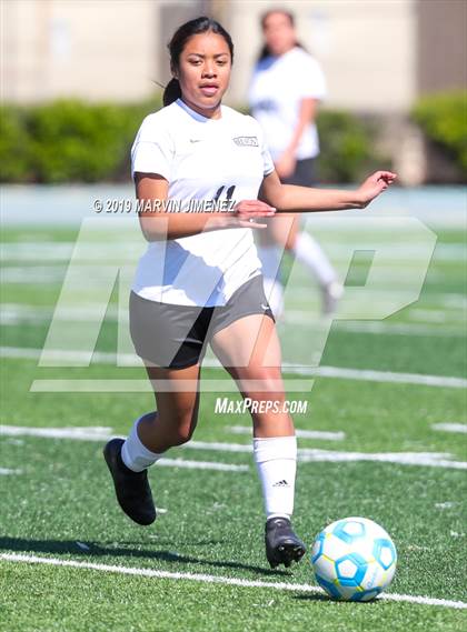 Thumbnail 3 in Belmont vs. Rivera (CIF LACS Division III Final) photogallery.
