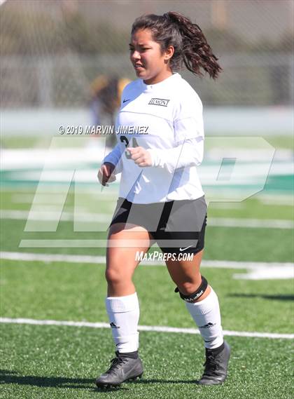 Thumbnail 2 in Belmont vs. Rivera (CIF LACS Division III Final) photogallery.