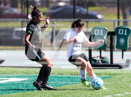 Thumbnail 3 in Belmont vs. Rivera (CIF LACS Division III Final) photogallery.