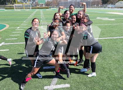 Thumbnail 3 in Belmont vs. Rivera (CIF LACS Division III Final) photogallery.