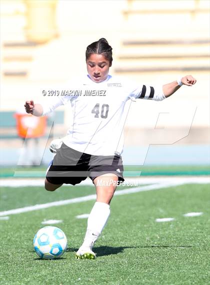 Thumbnail 1 in Belmont vs. Rivera (CIF LACS Division III Final) photogallery.
