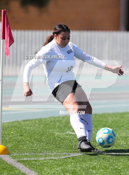 Thumbnail 3 in Belmont vs. Rivera (CIF LACS Division III Final) photogallery.