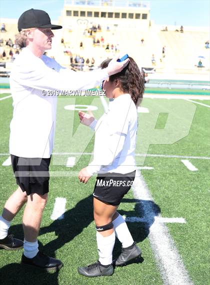 Thumbnail 1 in Belmont vs. Rivera (CIF LACS Division III Final) photogallery.
