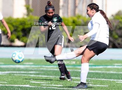 Thumbnail 2 in Belmont vs. Rivera (CIF LACS Division III Final) photogallery.