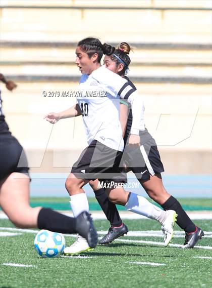 Thumbnail 3 in Belmont vs. Rivera (CIF LACS Division III Final) photogallery.