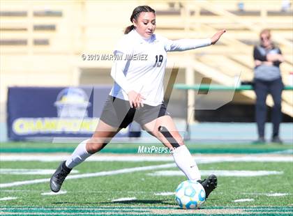Thumbnail 2 in Belmont vs. Rivera (CIF LACS Division III Final) photogallery.
