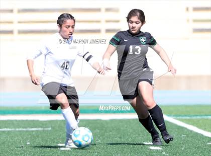 Thumbnail 2 in Belmont vs. Rivera (CIF LACS Division III Final) photogallery.