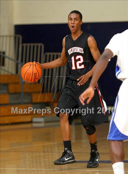 Thumbnail 2 in Harvard-Westlake @ Verbum Dei photogallery.