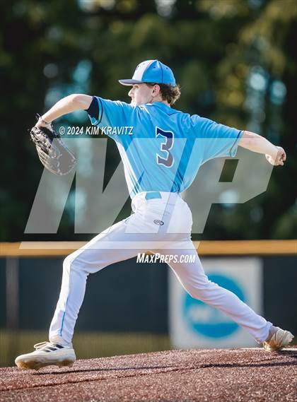 Thumbnail 1 in Chesapeake vs. Decatur (MPSSAA 3A Semifinal) photogallery.