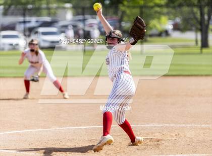 Thumbnail 1 in Westmoreland vs. Huntingdon photogallery.