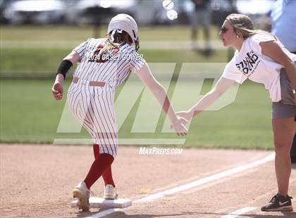Thumbnail 1 in Westmoreland vs. Huntingdon photogallery.
