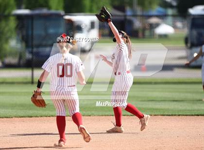 Thumbnail 1 in Westmoreland vs. Huntingdon photogallery.