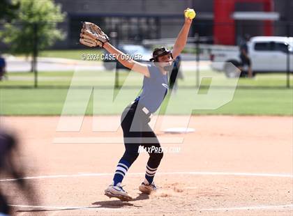 Thumbnail 2 in Westmoreland vs. Huntingdon photogallery.