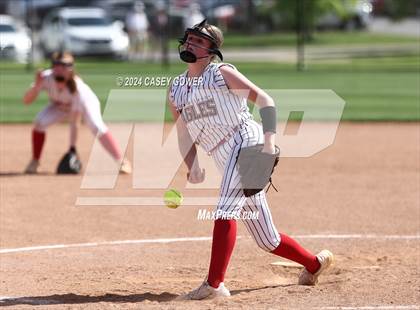Thumbnail 2 in Westmoreland vs. Huntingdon photogallery.